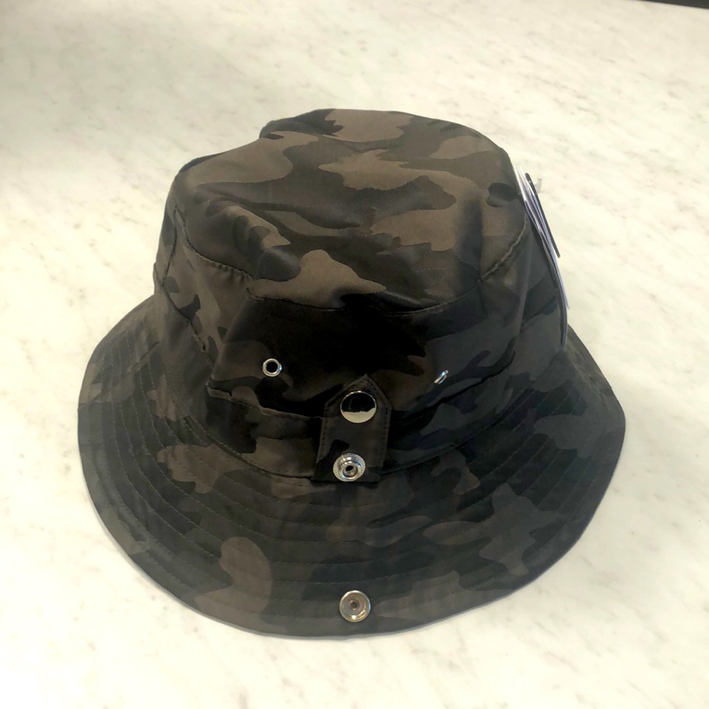 Camouflage bucket hat